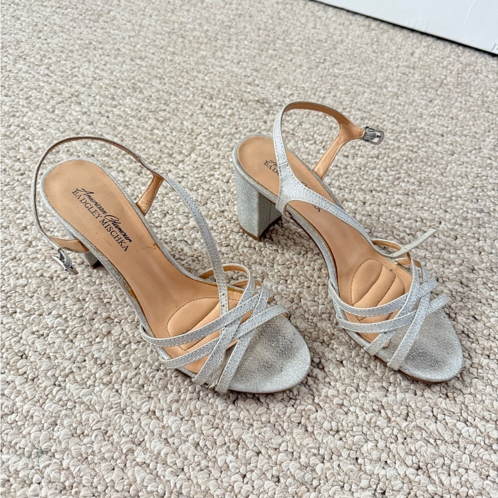 Badgley Mischka Silver Glitter Heels - Picture 5 of 6